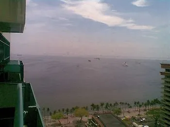 Baywatch Tower Manila Otel